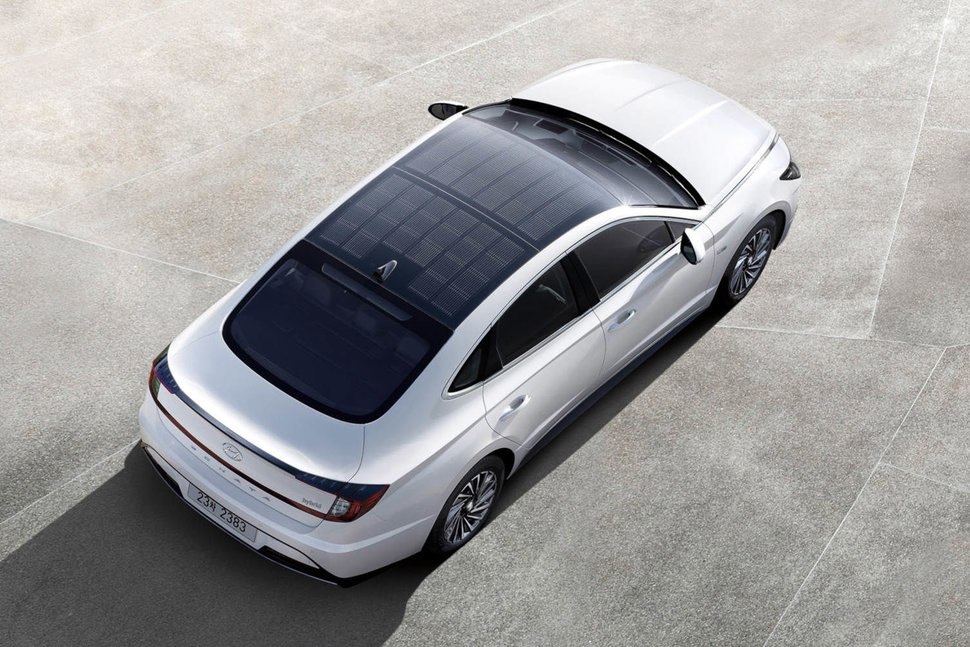 Hyundai releases car with solar panel roof