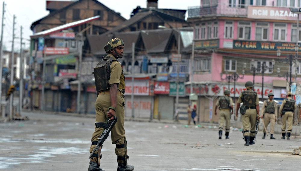 Kashmir curfew to be eased for Friday prayers: police chief