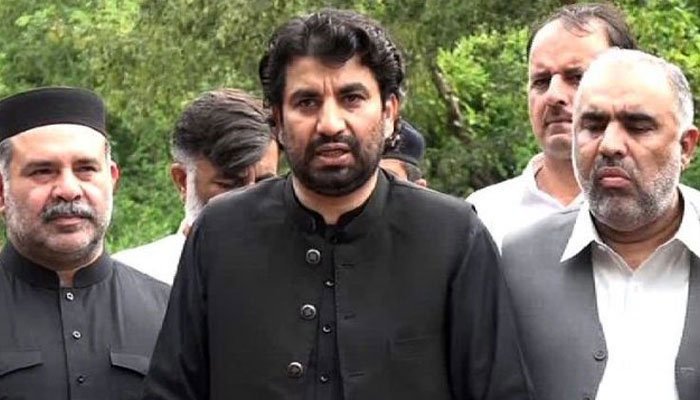 SLAMABAD: In light of a decision by an election tribunal, the Election Commission of Pakistan (ECP) de-notified former deputy speaker Qasim Suri on Wednesday . On September 27, an election tribunal had declared Suri’s victory from National Assembly seat NA-265 constituency (Quetta-II) null and void and had ordered the ECP to hold re-election there. The former deputy speaker had challenged his disqualification from the National Assembly seat in Supreme Court on Tuesday. The petition urges the top court to declare the tribunal’s decision as void.